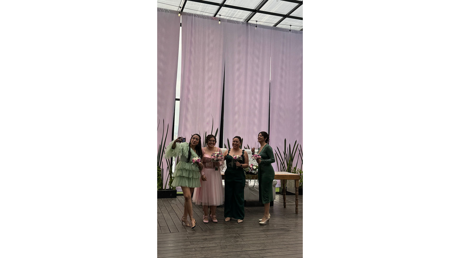 bodas_0102_89326C89-AF75-466A-BD18-7B72B098F701
