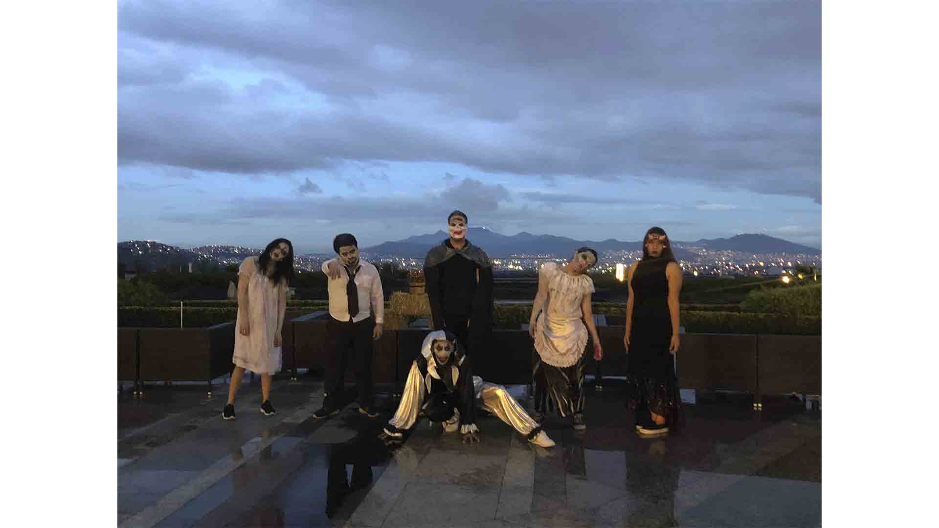 performance galeria home_0001_IMG_4004