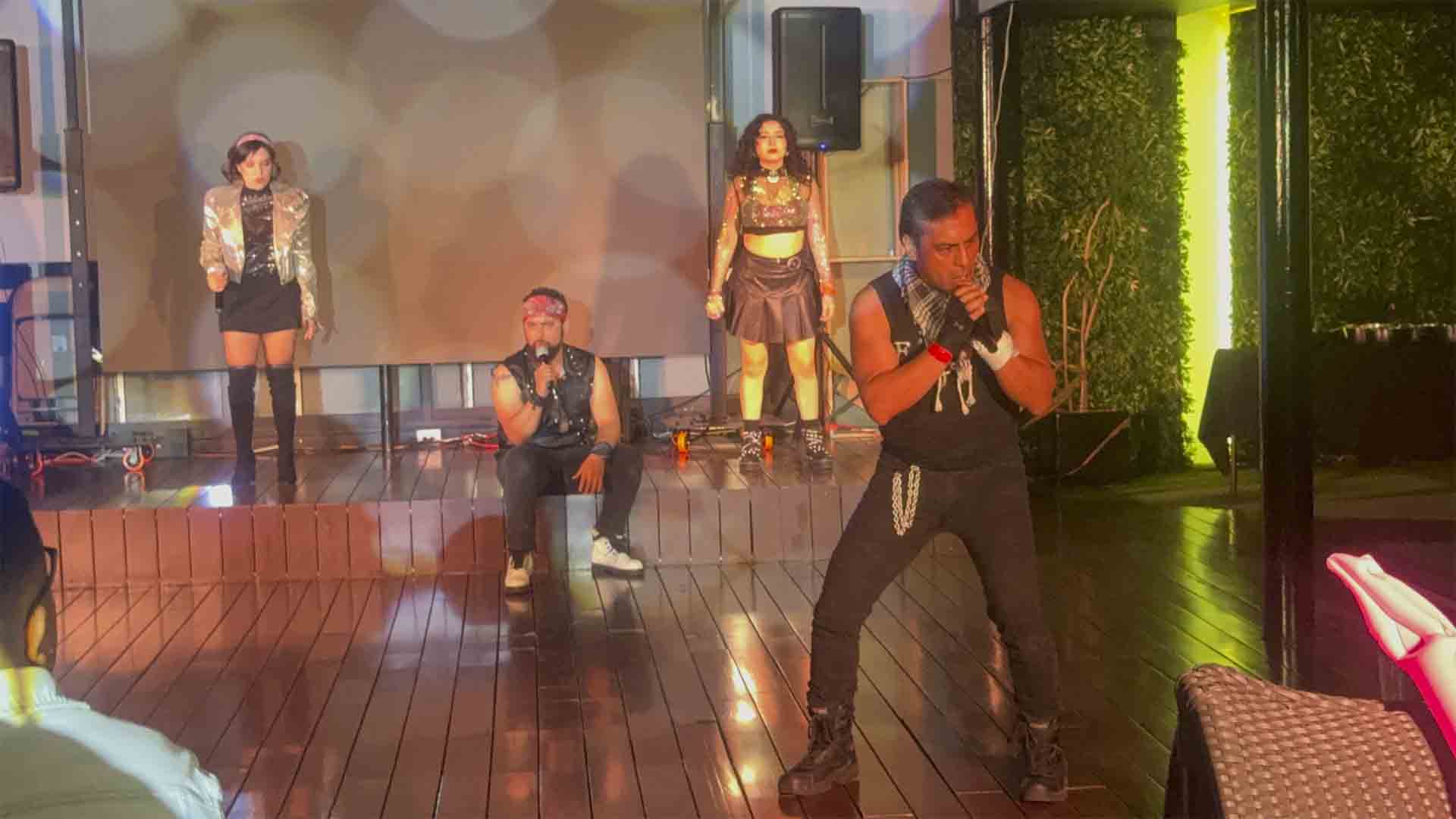 performance galeria home_0008_IMG_3470