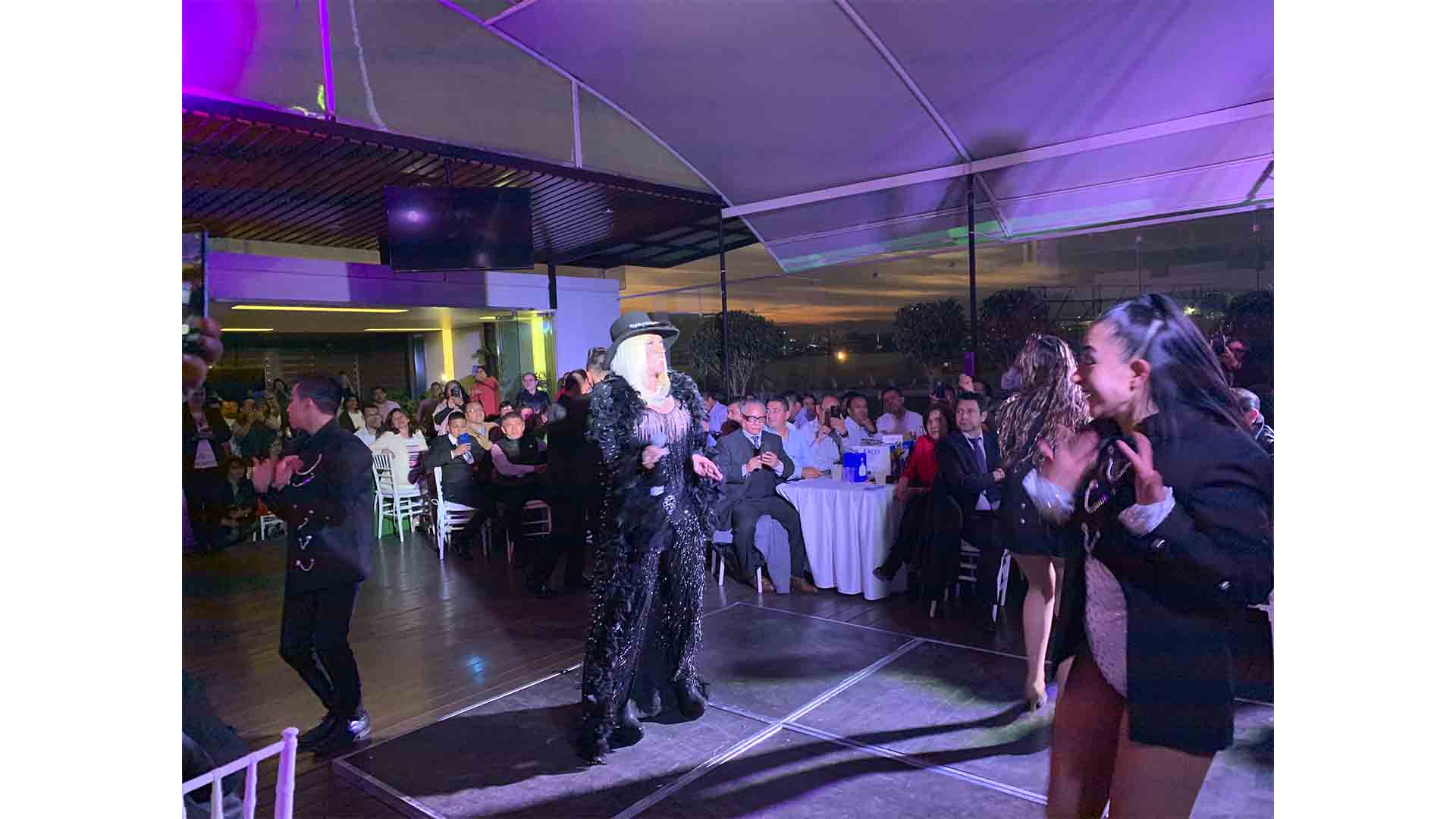 performance galeria home_0031_IMG_0140